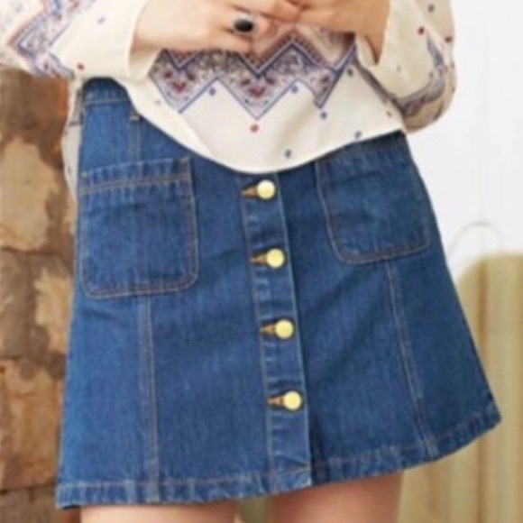 H&M Button Up Jean Skirt - Picture 1 of 4